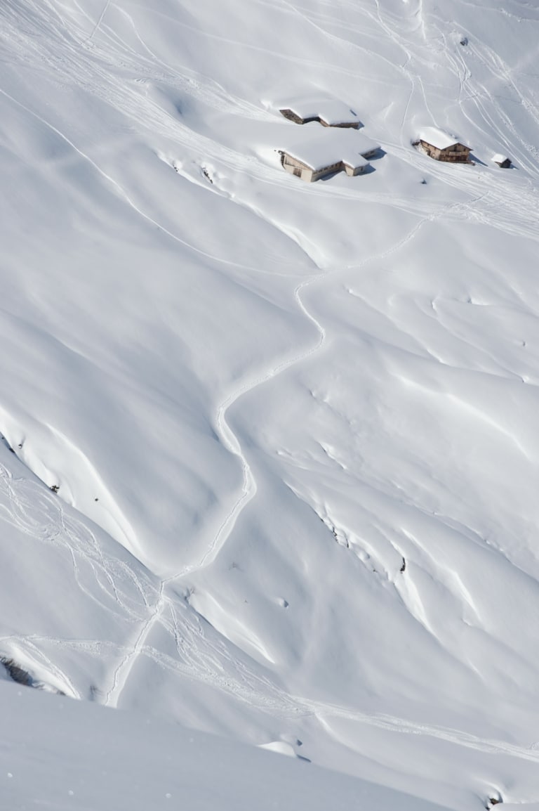 Verschneite Almhütten im Schigebiet Hochzillertal ©Hochzillertal Tirol Werbung Mallaun Josef