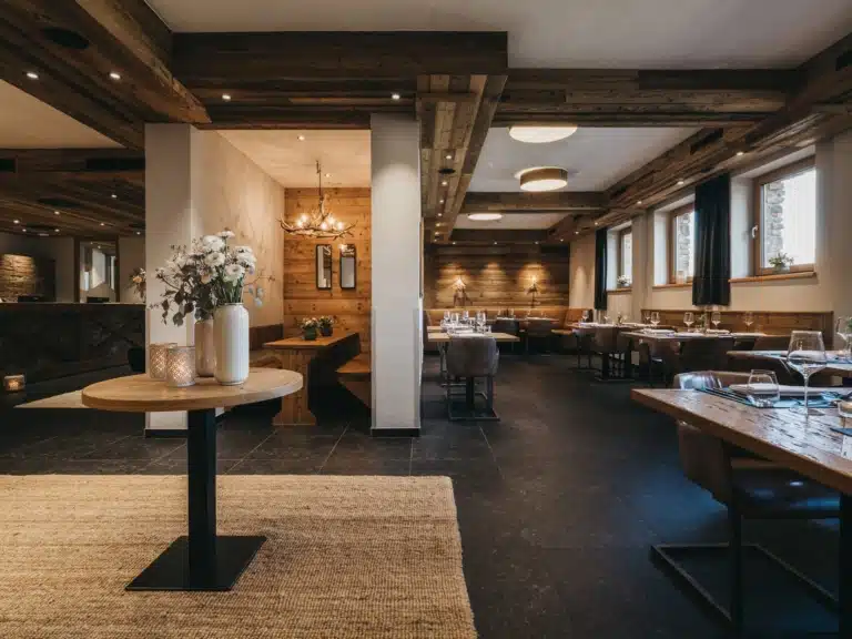 VAYA St. Zeno Restaurant