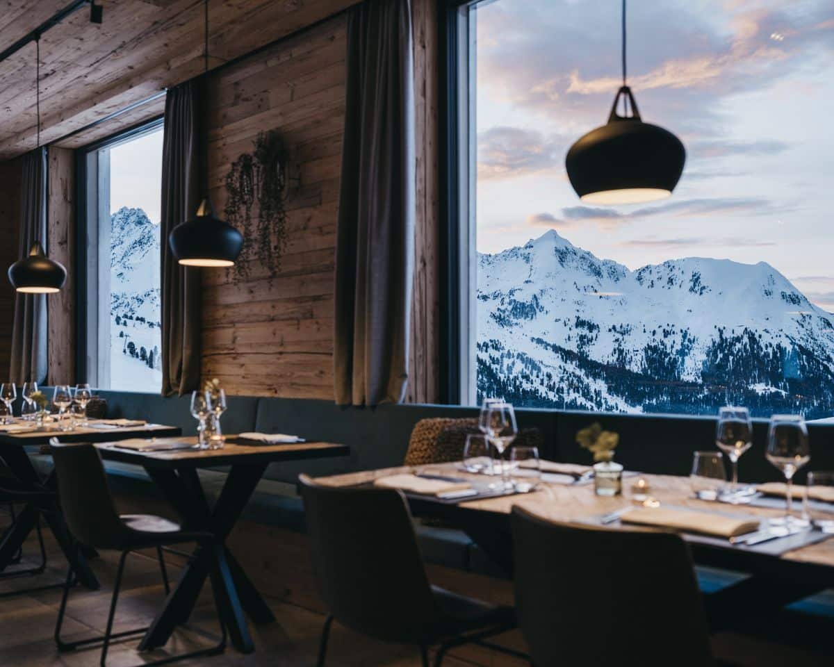 VAYA Kuehtai - Restaurant mit Bergblick VAYA Kuehtai - Restaurant mit Bergblick