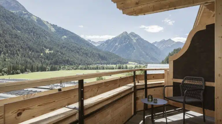 vaya-lechtal-fam-room-406-balkon