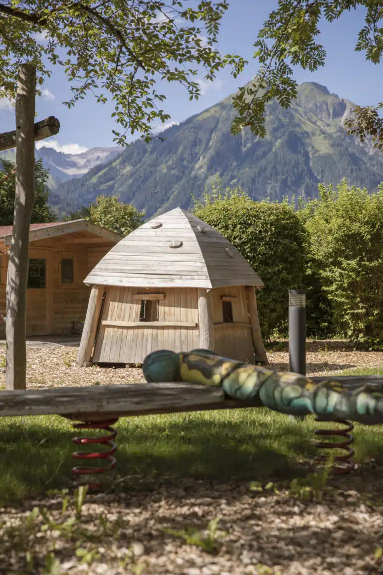 VAYA Lechtal Spielplatz Sommer VAYA Lechtal Spielplatz Sommer
