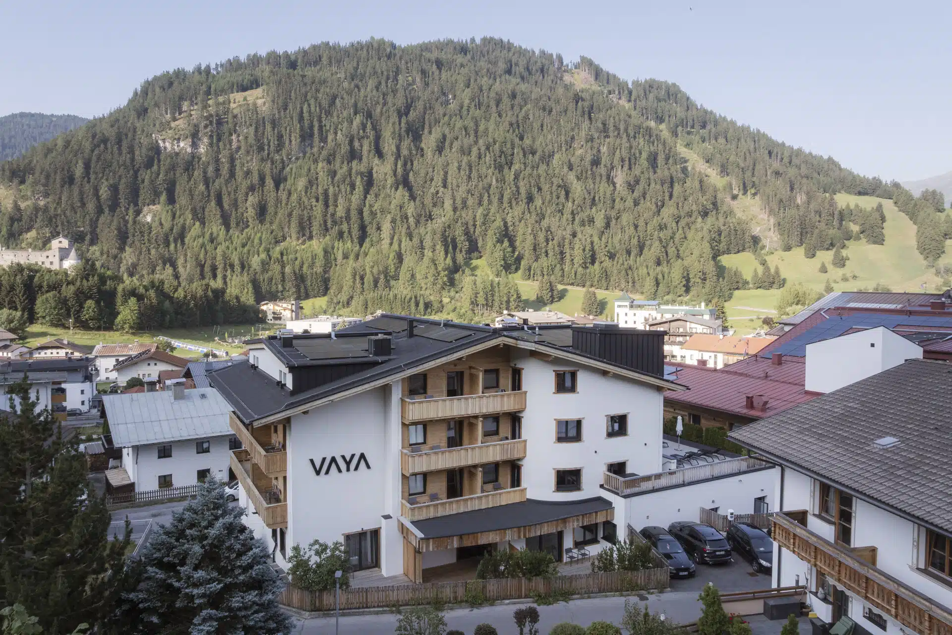 VAYA Nauders Aussenansicht Sommer VAYA Nauders Aussenansicht Sommer